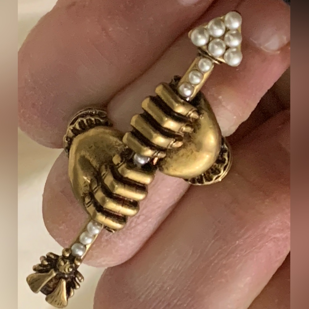 GUCCI Hand And Arrow Ring Size 5/14